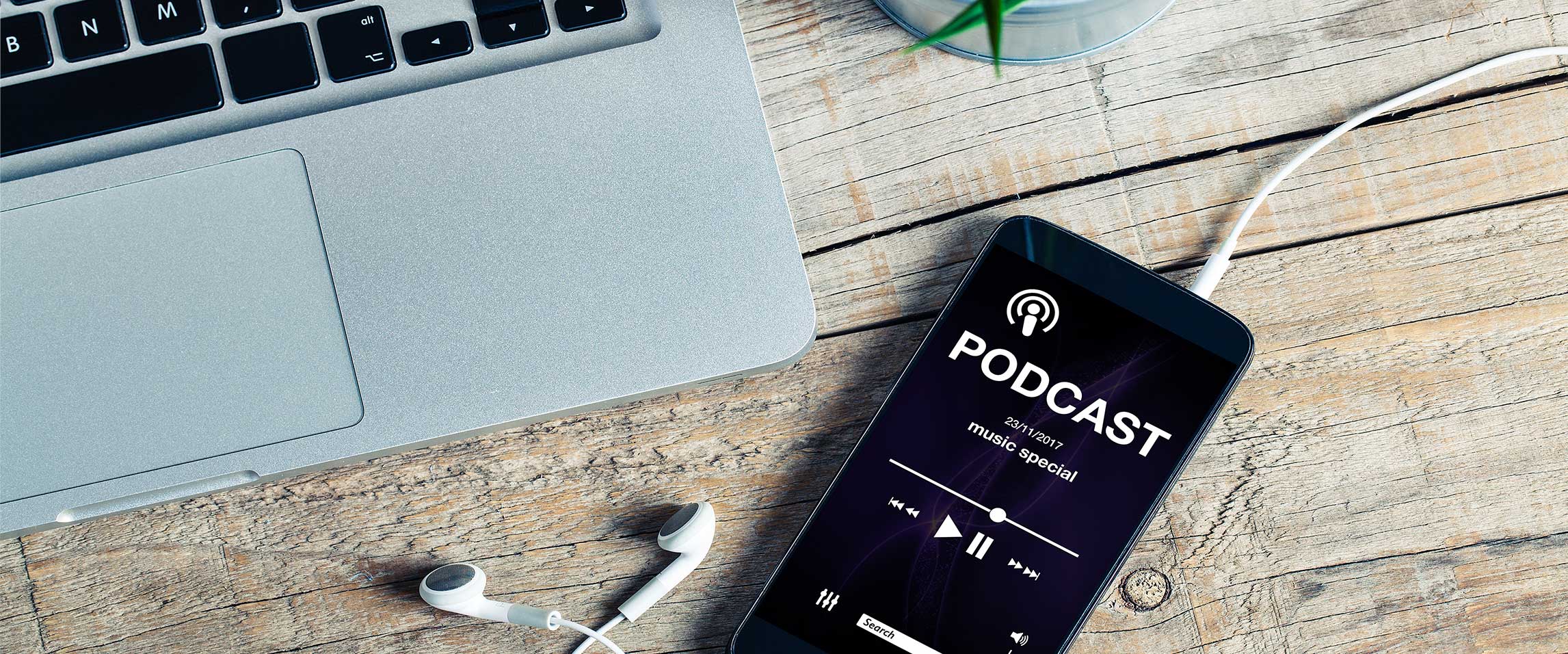 PEOPLE ARE LISTENING – THE ENORMOUS BENEFITS OF PODCAST SPONSORSHIP